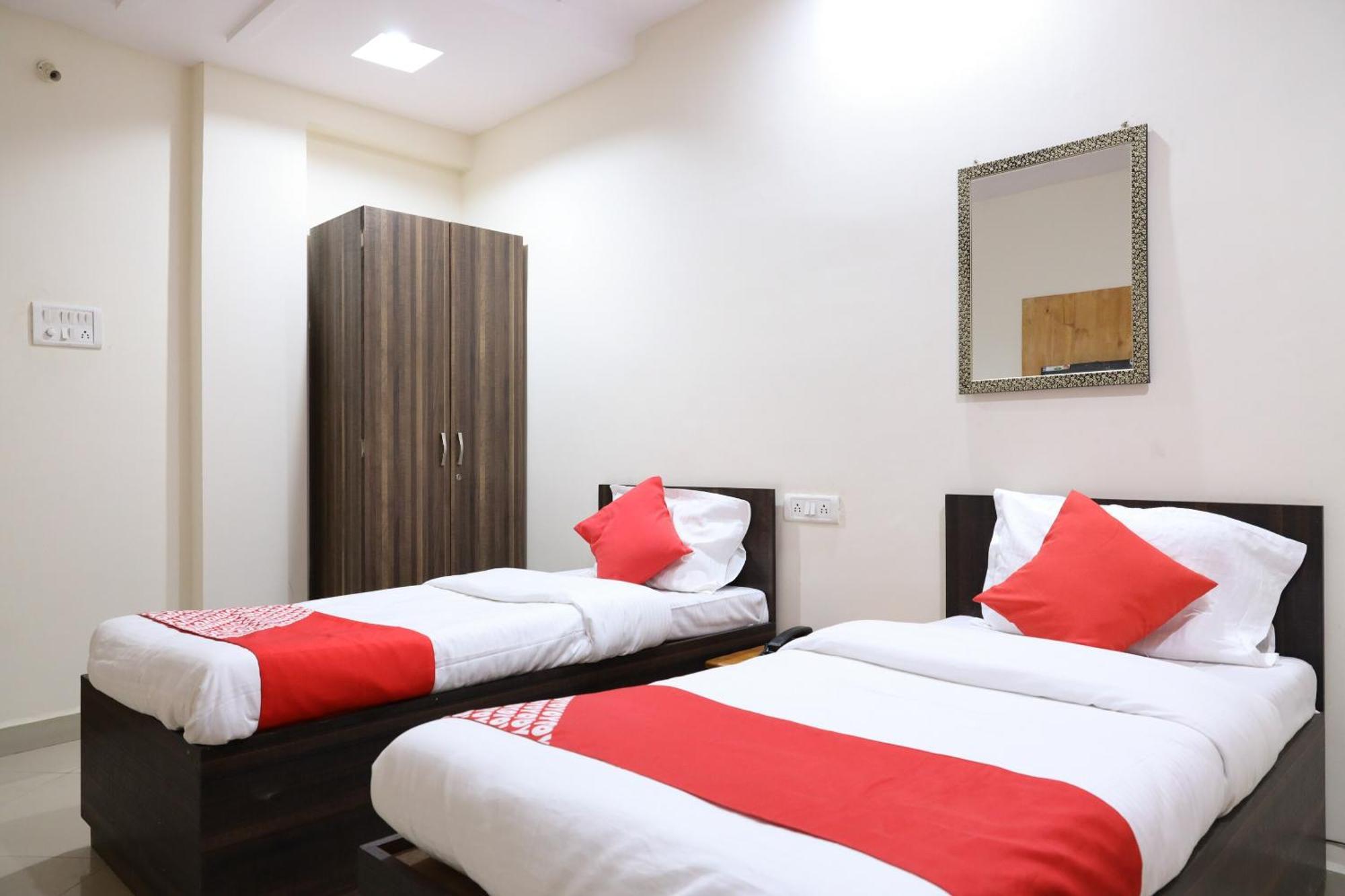 Hotel O Prithvi Inn Нагпур Экстерьер фото